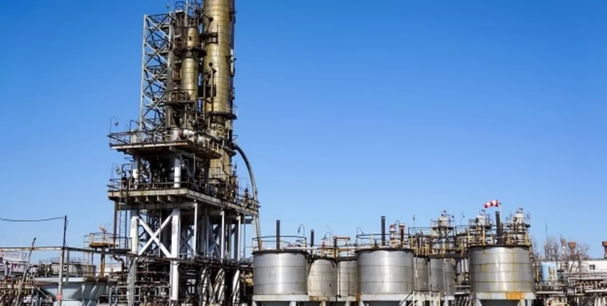 Как называется переработка нефти